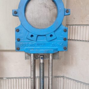 شیر گیوتینی